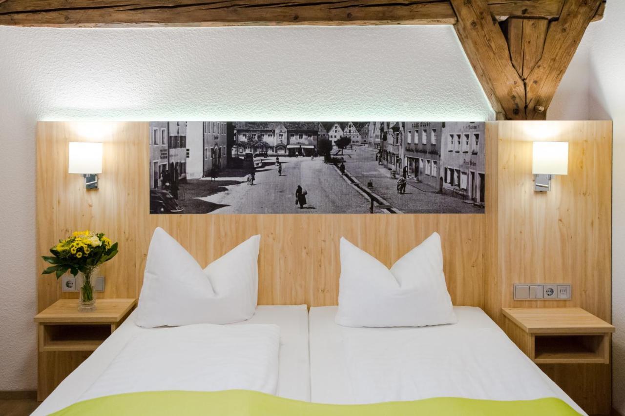 Hotel-Gasthof Blaue Traube E.K. Berching Εξωτερικό φωτογραφία